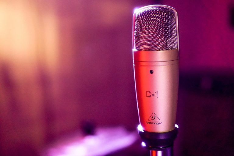 karaoke indoor activities