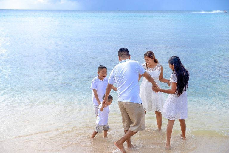 Summer Family Adventure Vacation on the Sea